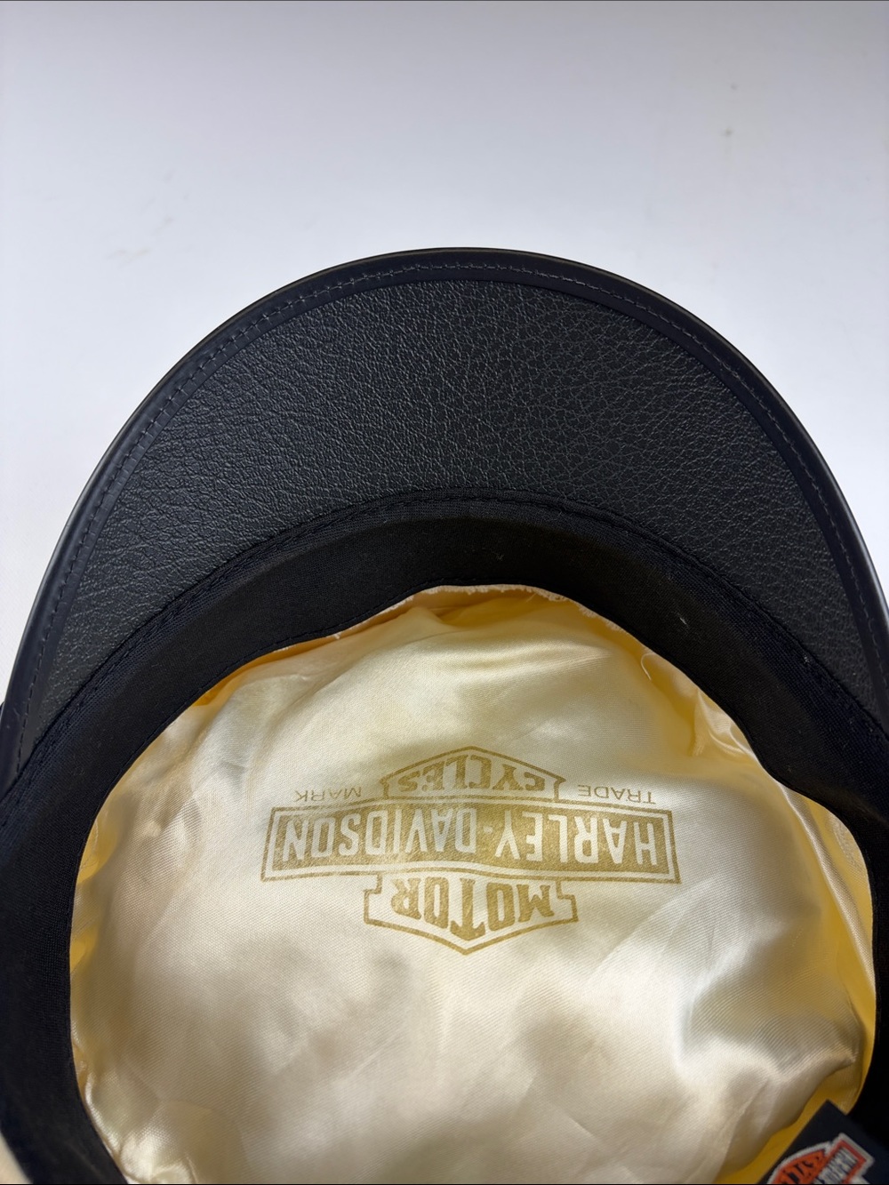 VINTAGE 90’s HARLEY DAVIDSON CAPTAIN BIKER HAT WING LOGO USA MADE MEDIUM - Picture 3 of 7
